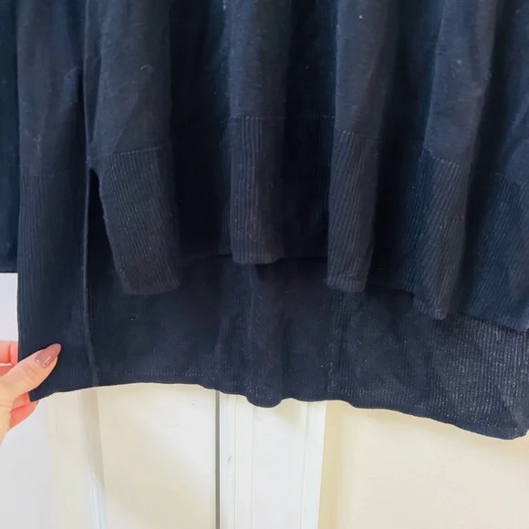 H&M Elegant Black Long Sleeve Tee - Picture 2 of 5